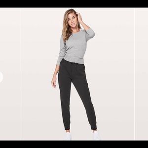 Lululemon Get Going Joggers size 6
